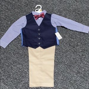 Náutica 4 piece set brand new.